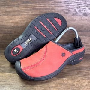 Keen Red Black Slip On Clogs Womens Sz 10.5